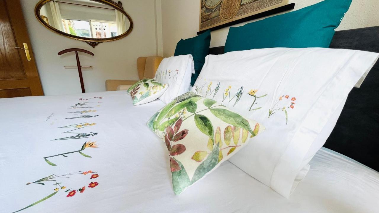 Beautiful 1 Bedroom Apartment In Albir El Albir Eksteriør bilde